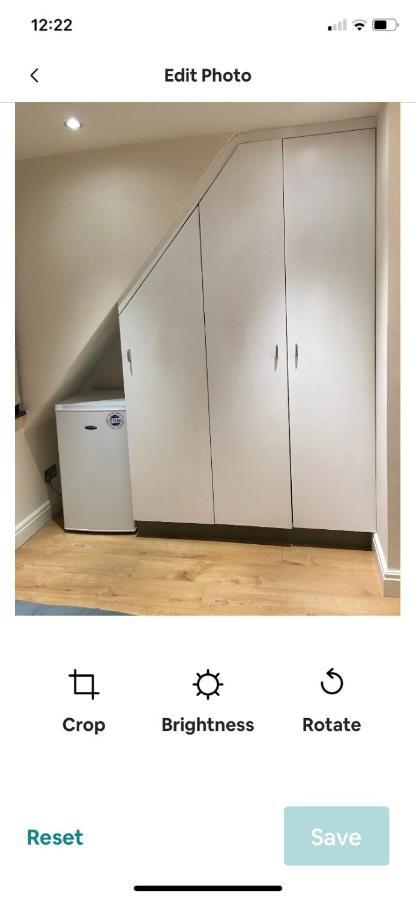 Studio Flat In The Heart Of Golders Green Лондон Екстериор снимка